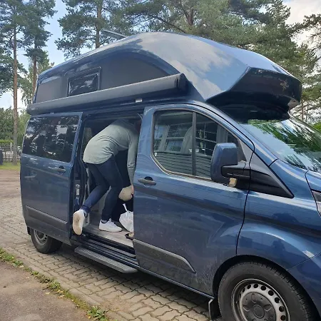 Camping Freedom אתר קמפינג טאלין